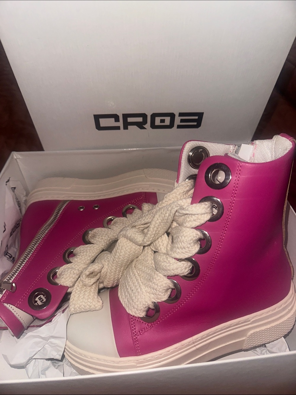 Cristian Zerotre women’s sneakers size 6